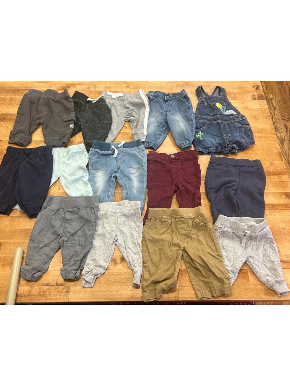 Baby boy Pants and Overalls Lot Size 0-3 Months